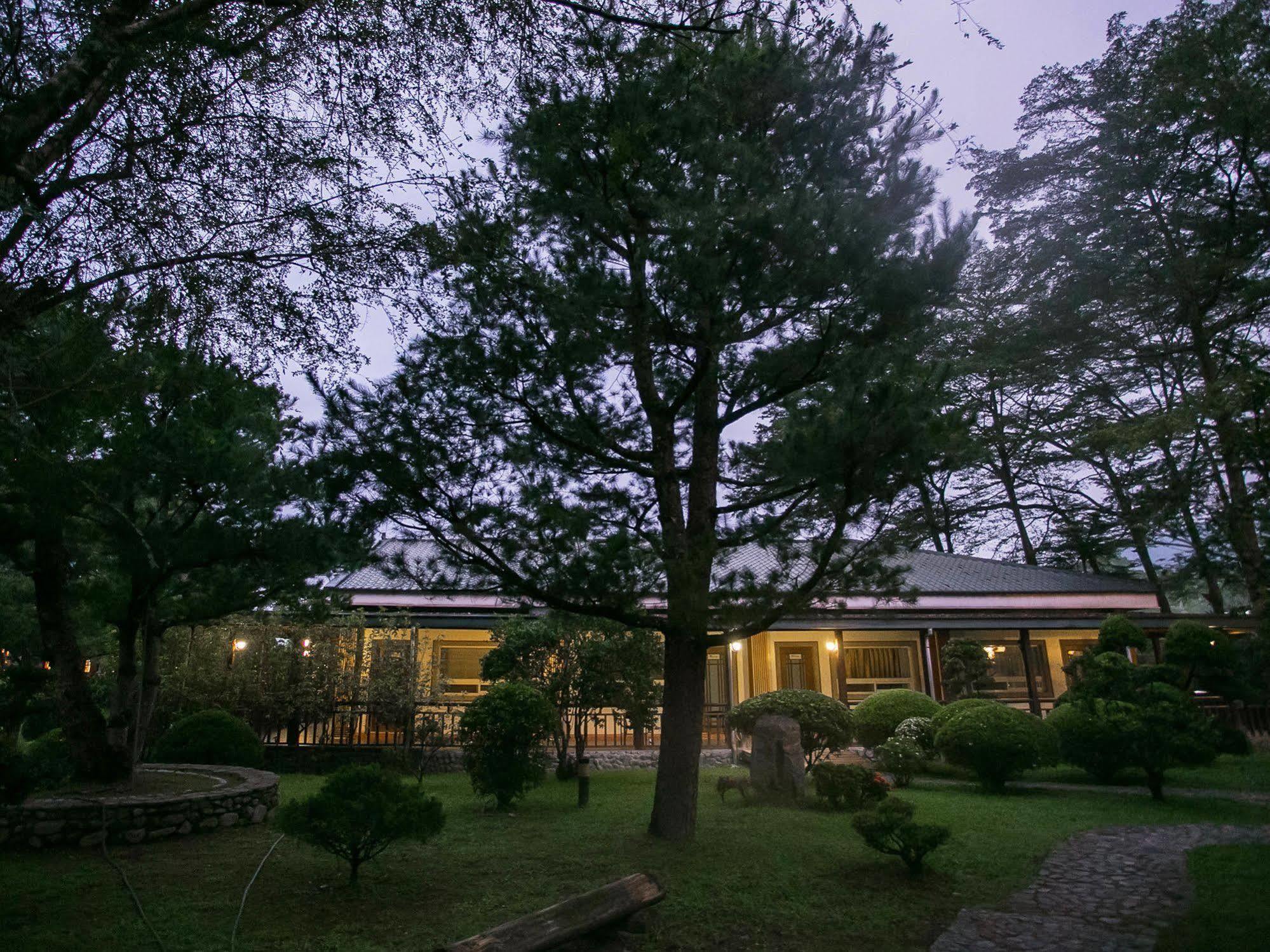 Flying Villa Nantou Luaran gambar