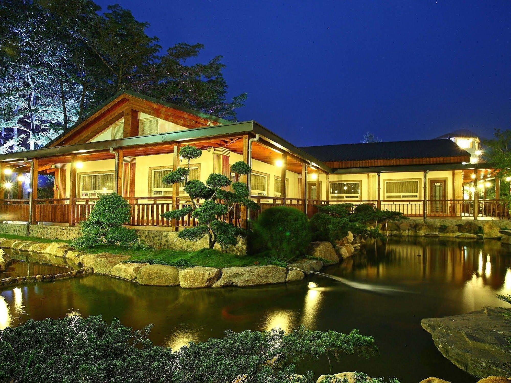 Flying Villa Nantou Luaran gambar